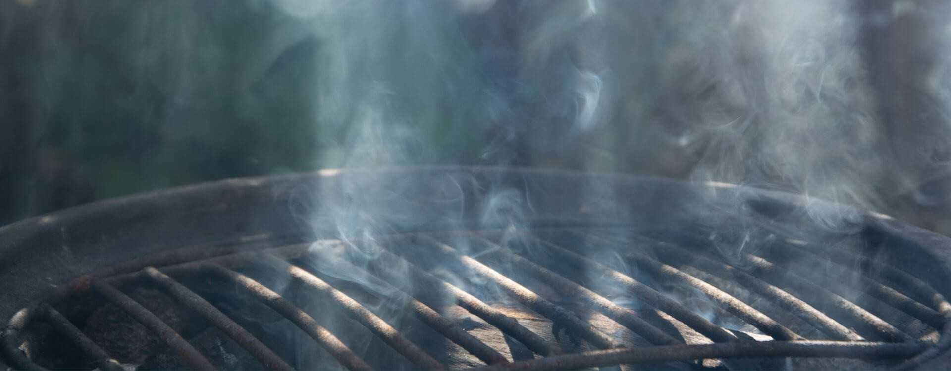 Comment allumer un barbecue au charbon, nos conseils – Blog BUT